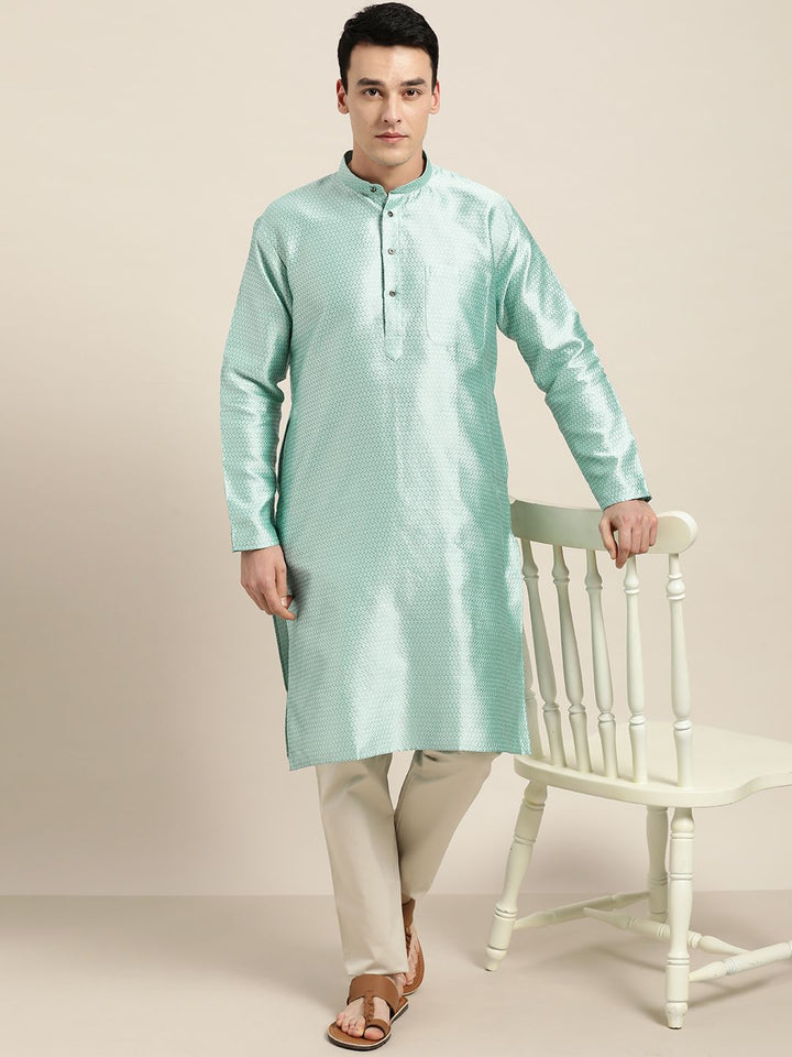 SOJANYA Men Blue Woven Design Straight Kurta
