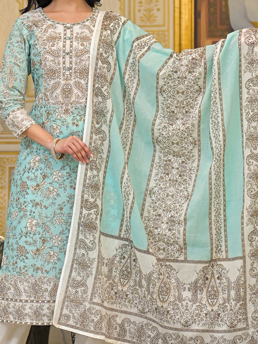 Varanga Women Floral Printed Regular Beads and Stones Pure Cotton Kurta with Trousers & With Dupatta