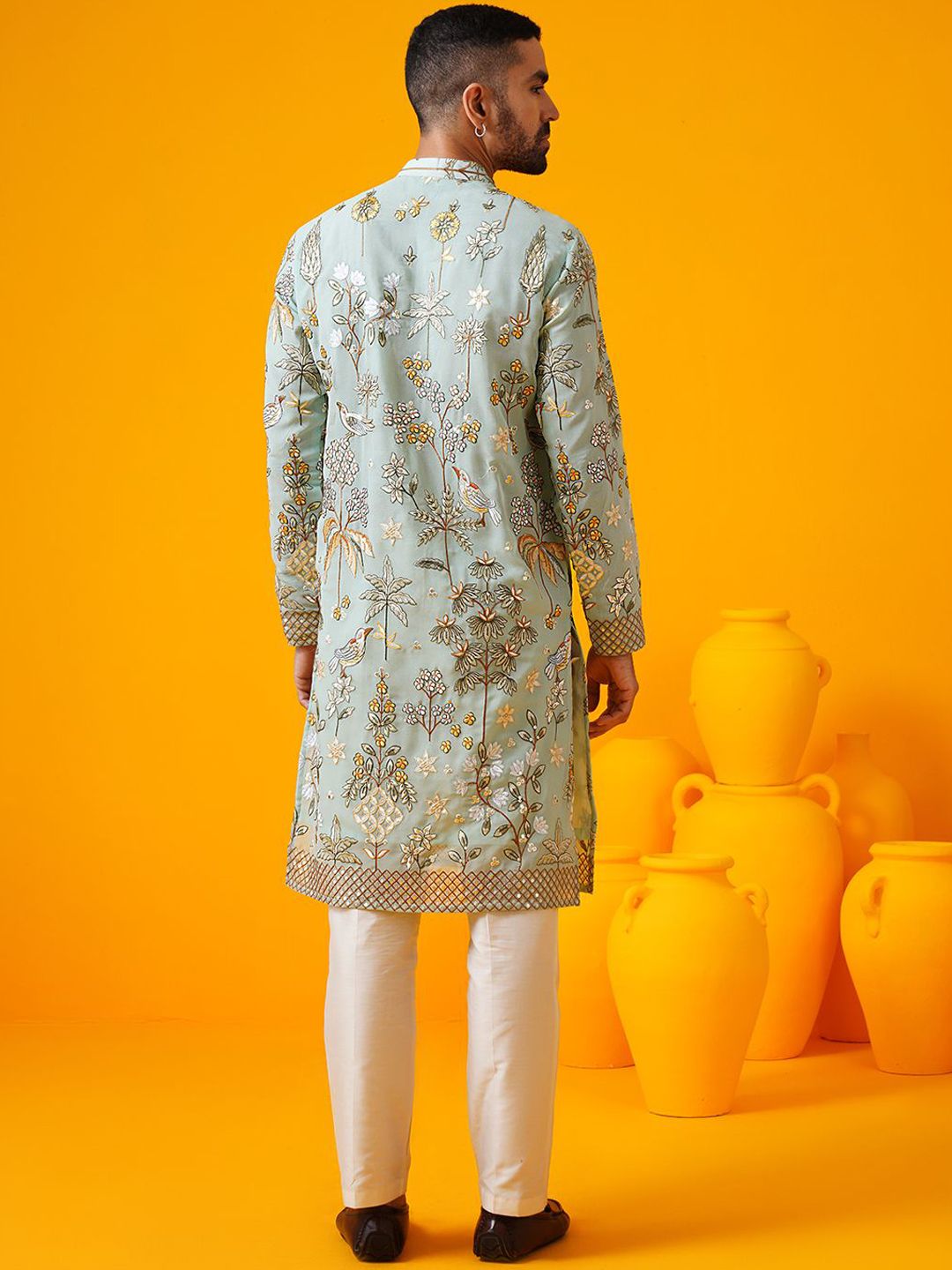 SOJANYA LUXE Floral Embroidered Sequinned Mandarin Collar Straight Georgette Kurta