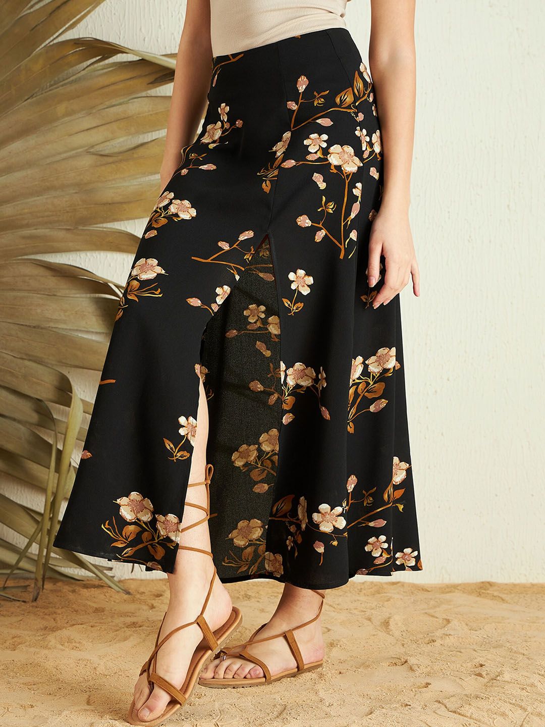 Berrylush Black Beige Floral Printed High Rise Side Slit A-line Maxi Skirt