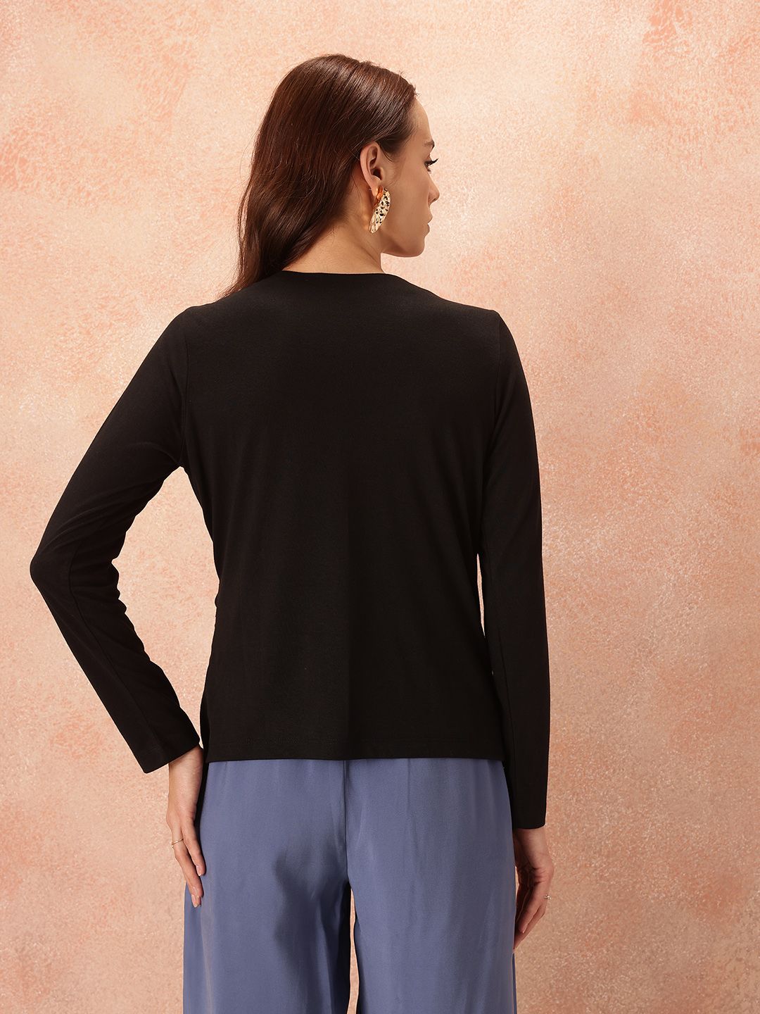 Semua tentang anda V-Neck Dilapisi Bungkus Gaya Atas