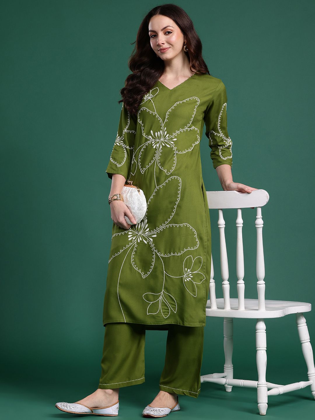 Indo Era Women Floral Embroidered Thread Work Kurta with Palazzos