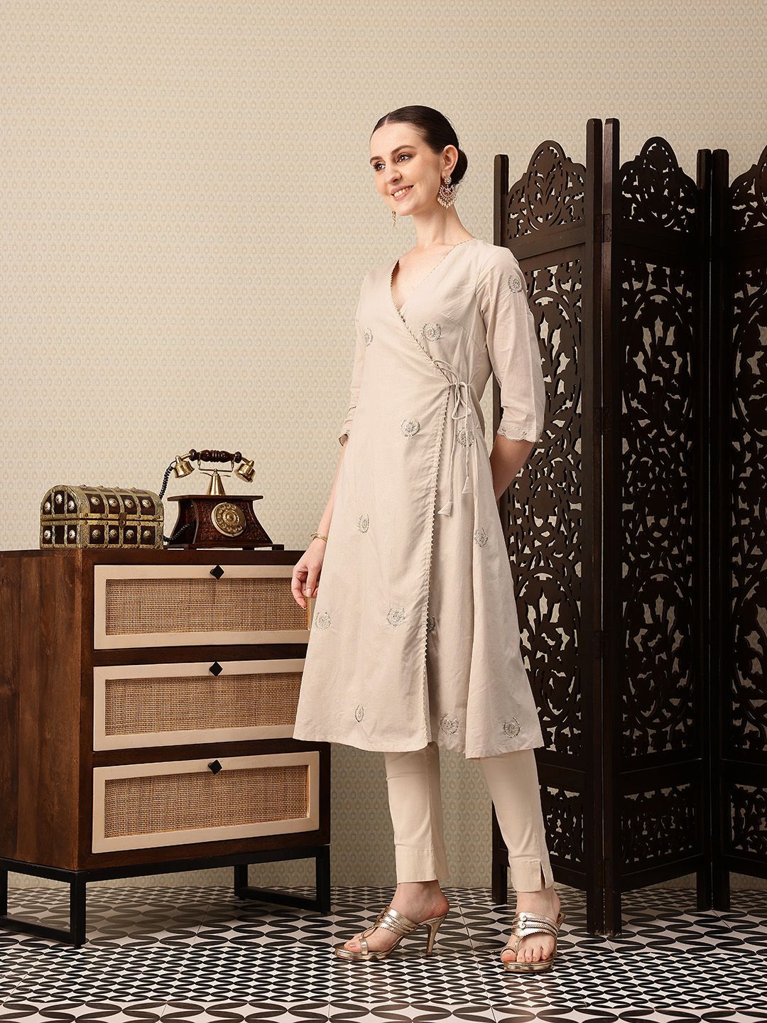 House of Pataudi Pure Cotton Floral Embroidered Sequinned Angrakha Jashn Kurta