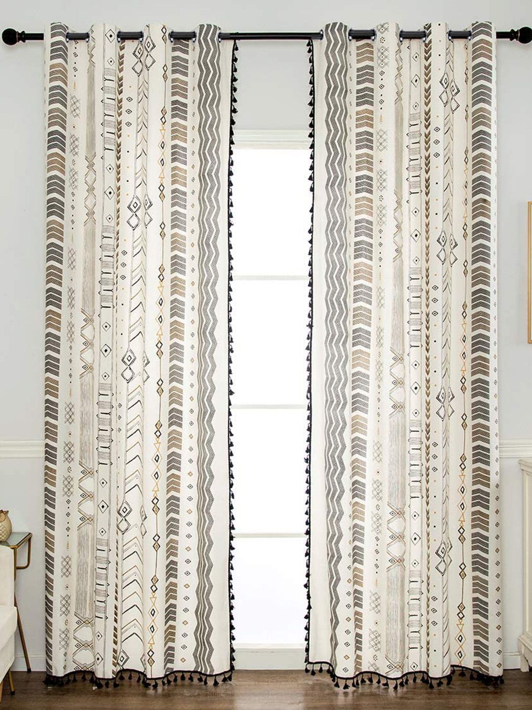 URBAN SPACE White & Grey Geometric Door Curtain