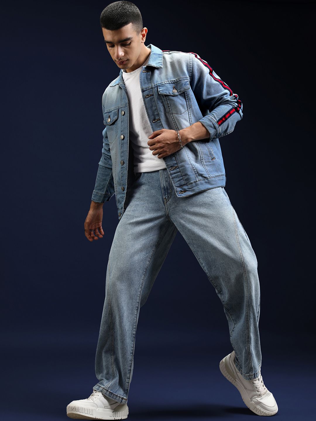 HIGHLANDER Men Blue Washed Denim Jacket
