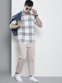 The Indian Garage Co Men White Checked Casual Shirt