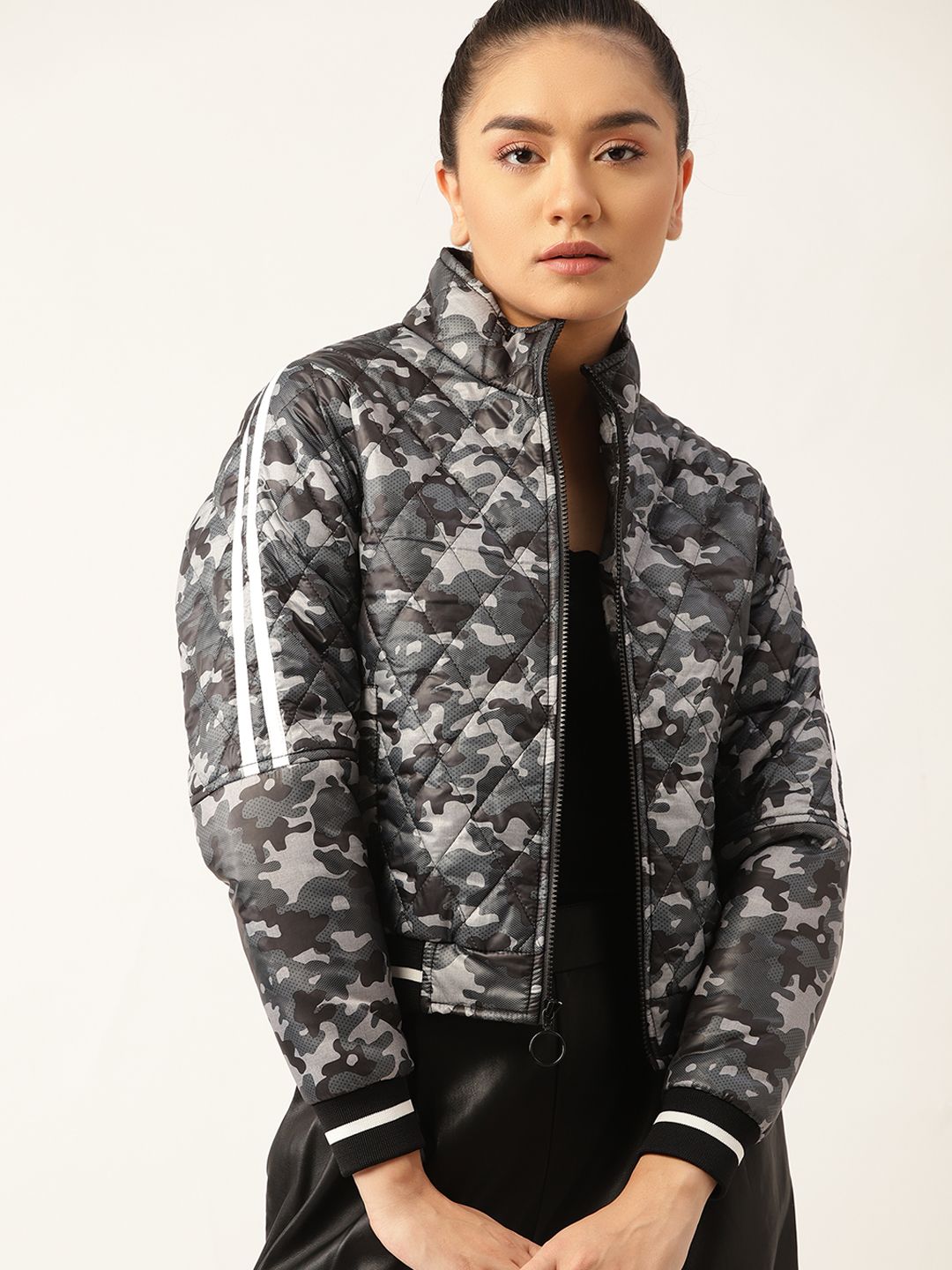 DressBerry Women Grey & Black Camouflage Quilted Jacket