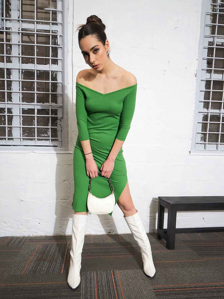 SASSAFRAS Ribbed Off-Shoulder Bodycon Dress