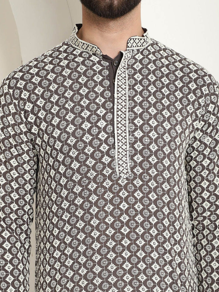 SOJANYA Benang Sulam Bunga Berfungsi Kurta Kapas Tulen Lurus dengan Churidar