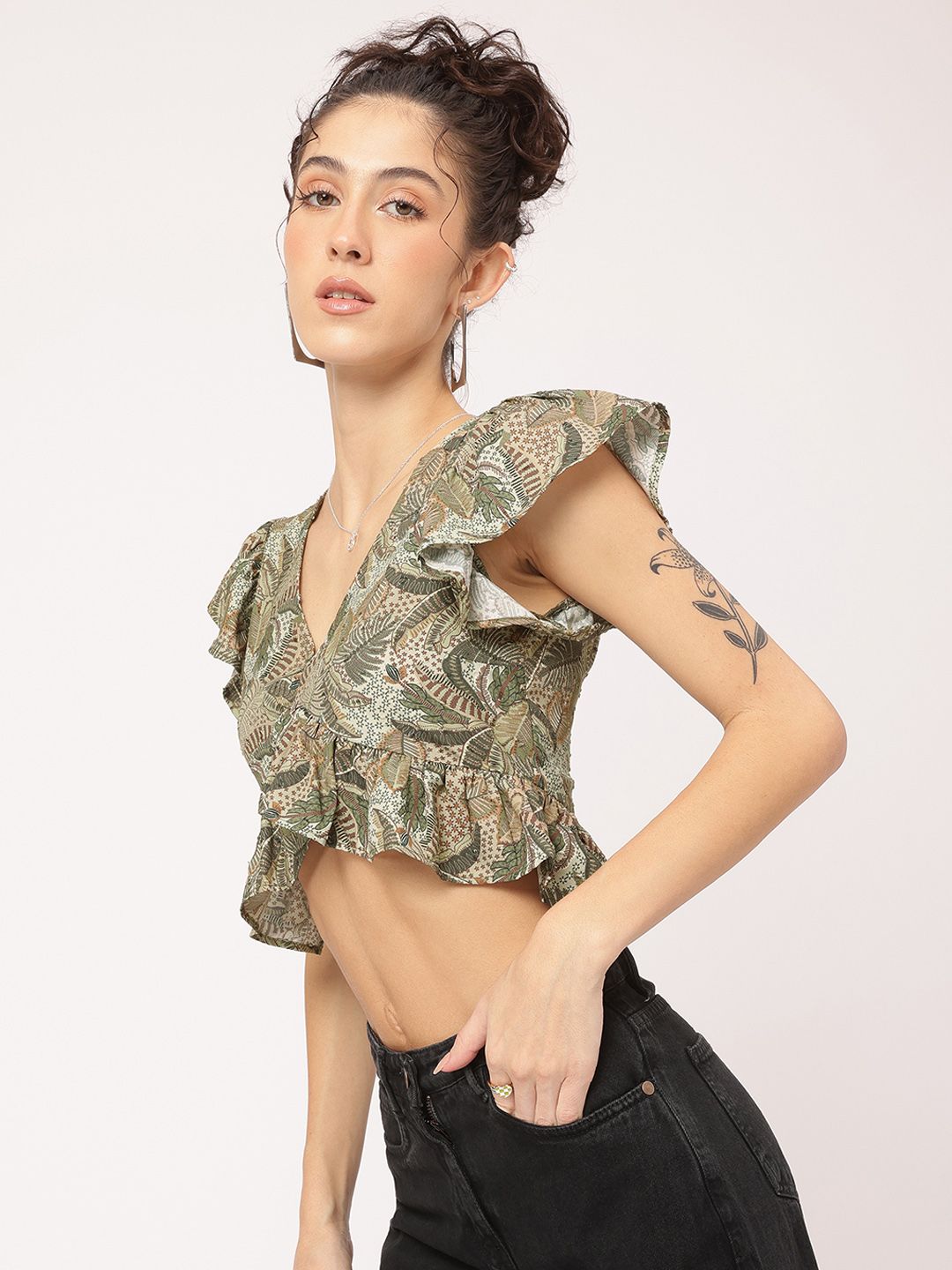 DressBerry Indie Vibes Printed Ruffled Crop Top