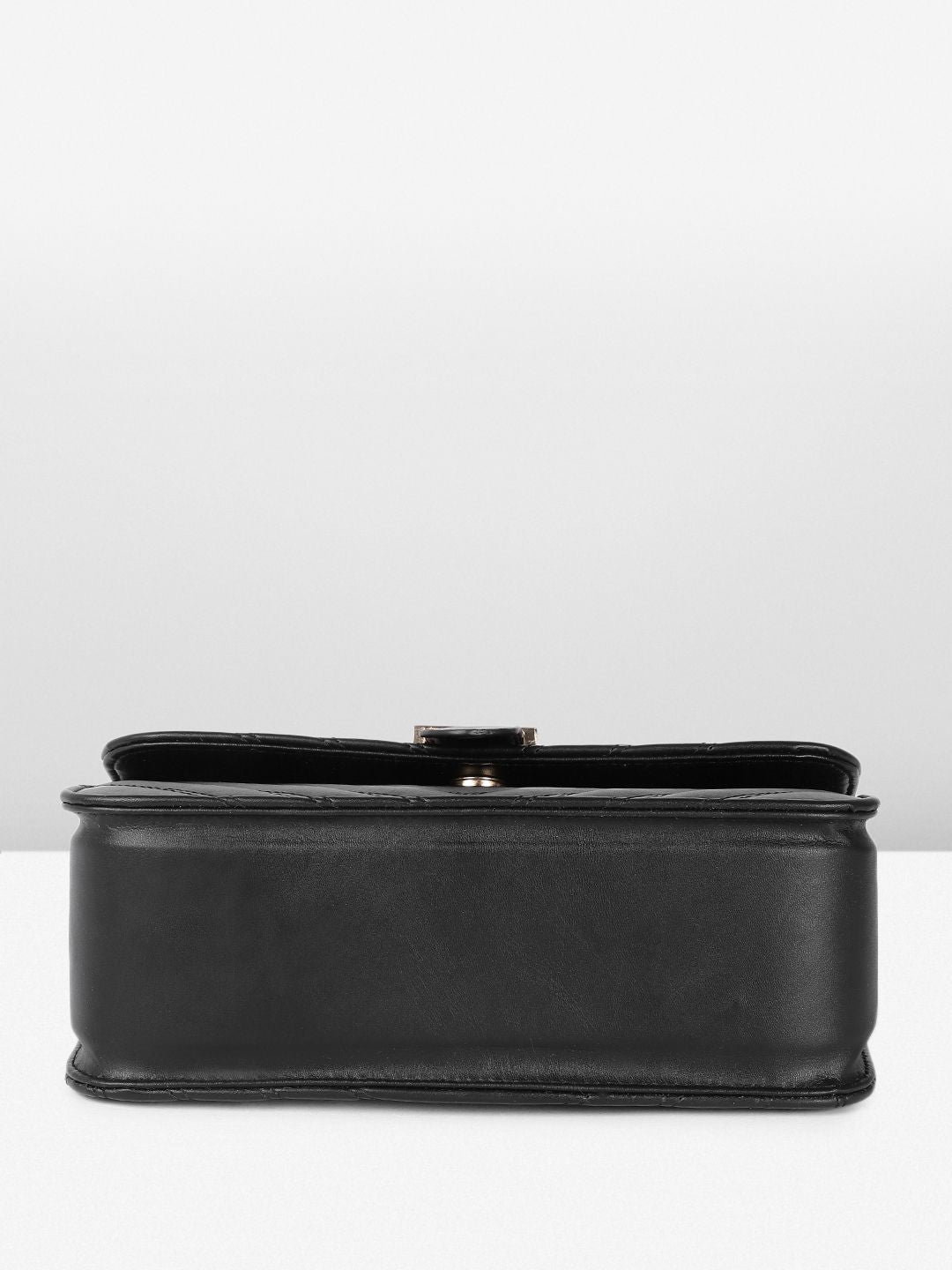DressBerry Quilted Shoulder Bag