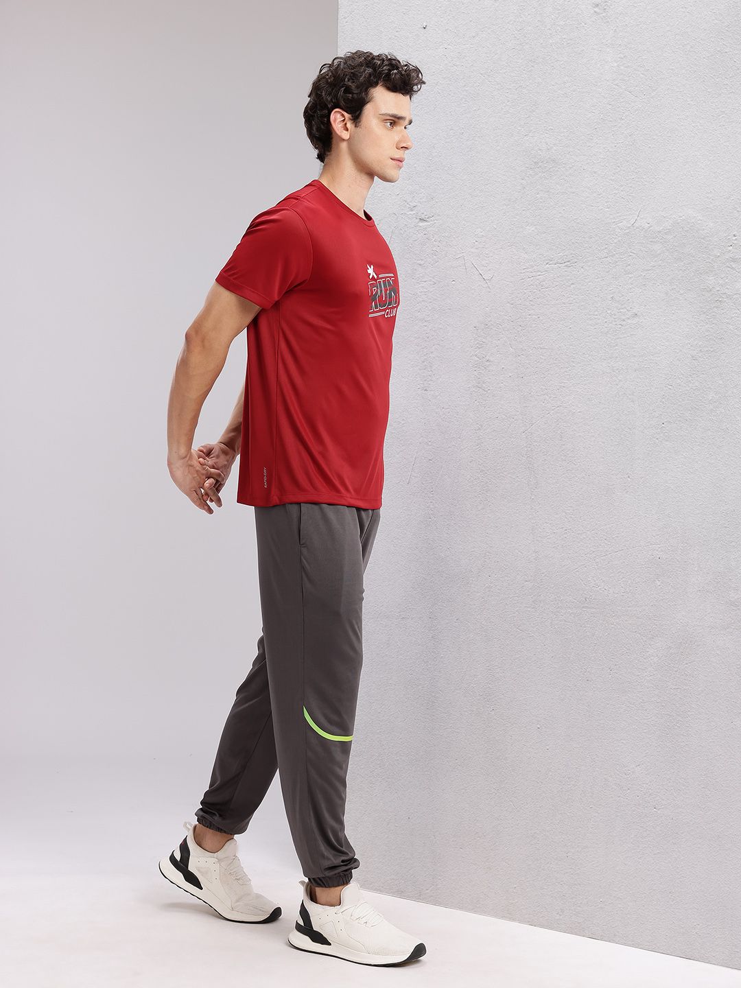 HRX by Hrithik Roshan Men Rapid-dry Training Joggers