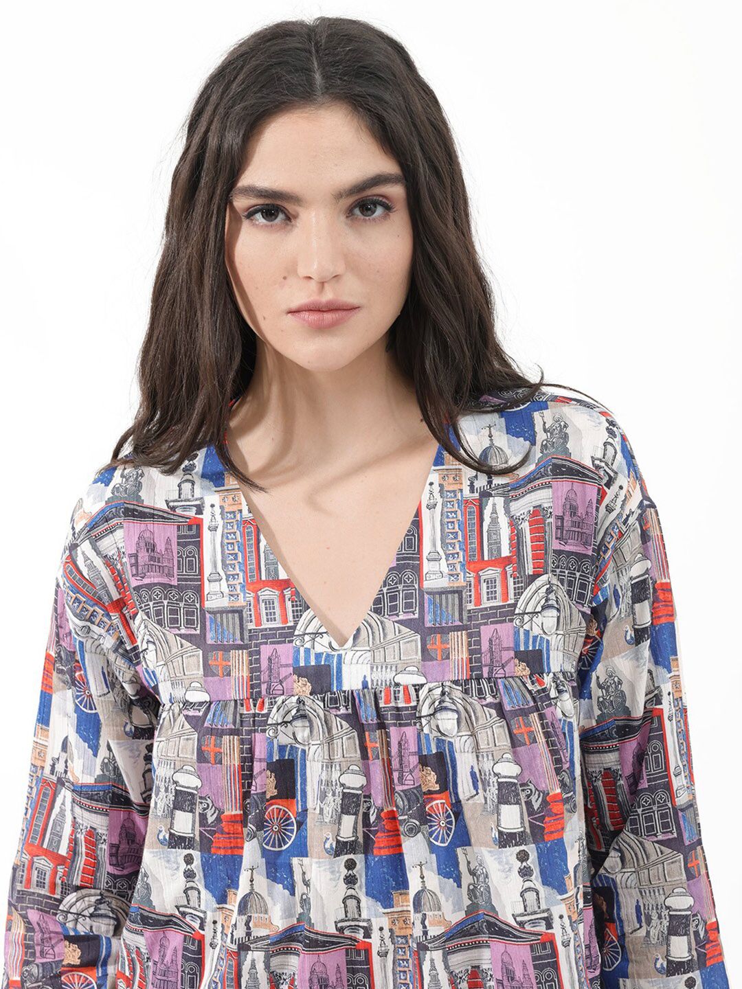 Rareism Conversational Printed V Neck Cotton Empire Top