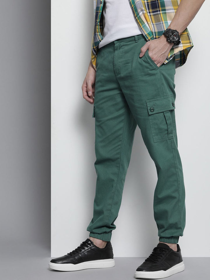 The Indian Garage Co Men Green Slim Fit Cargos Trousers