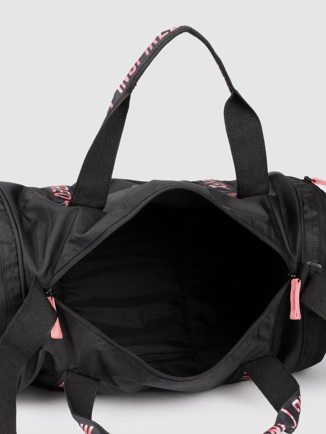 Gear Unisex Printed Duffel Bag