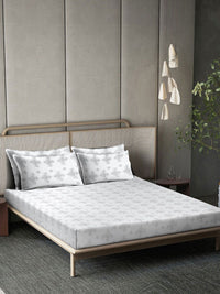KLOTTHE Off White Printed Flat 400TC Pure Cotton Super King Bedsheet & 4 Pillow Covers