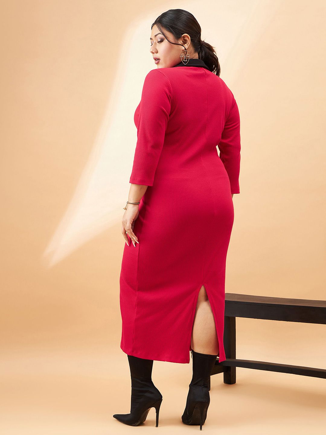 Lengkung sassafras ditambah saiz merah ribbed baju pertunjukan baju midi baju midi