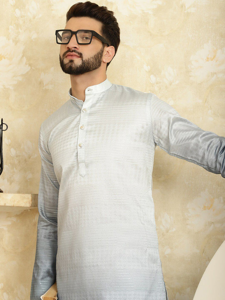 SOJANYA Striped Regular Sequined Jacquard Kurta With Churidar
