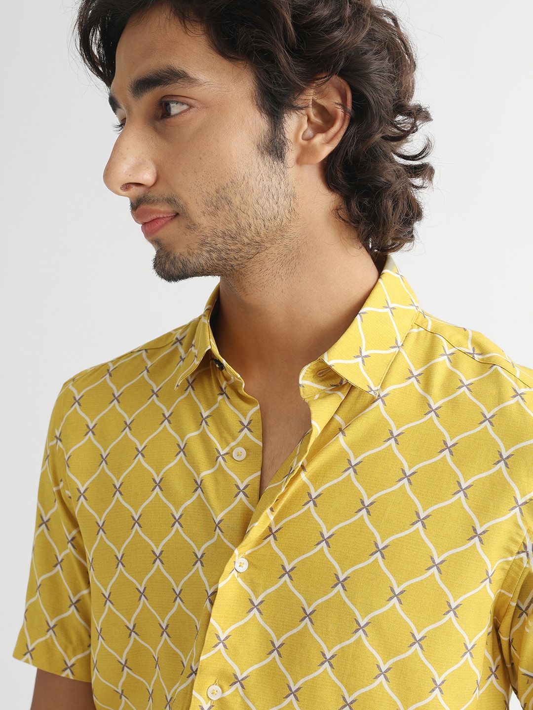 RARE RABBIT Men Braga Slim Fit Geometric Printed Shirt