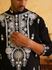 SOJANYA LUXE Floral Embroidered Regular Thread Work Pure Cotton Kurta with Pyjamas