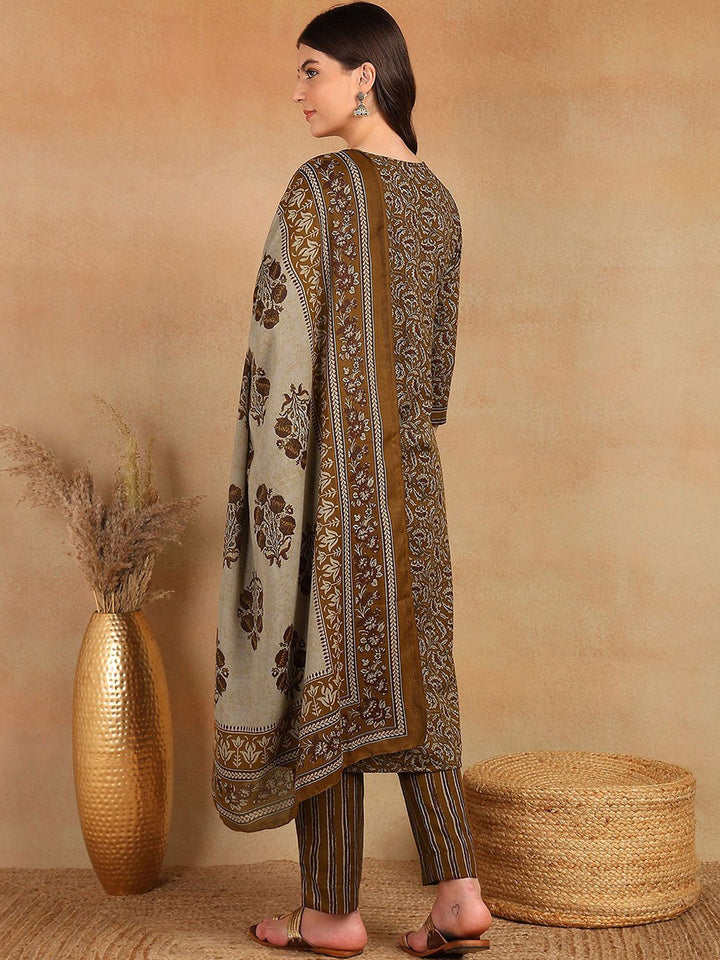 KALINI Floral Printed Thread Work Straight Kurta with Trousers & Dupatta