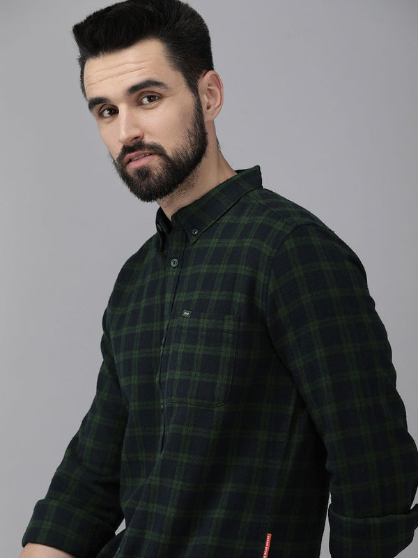 The Bear House Men Green & Navy Blue Slim Fit diperiksa kemeja kasual flanel