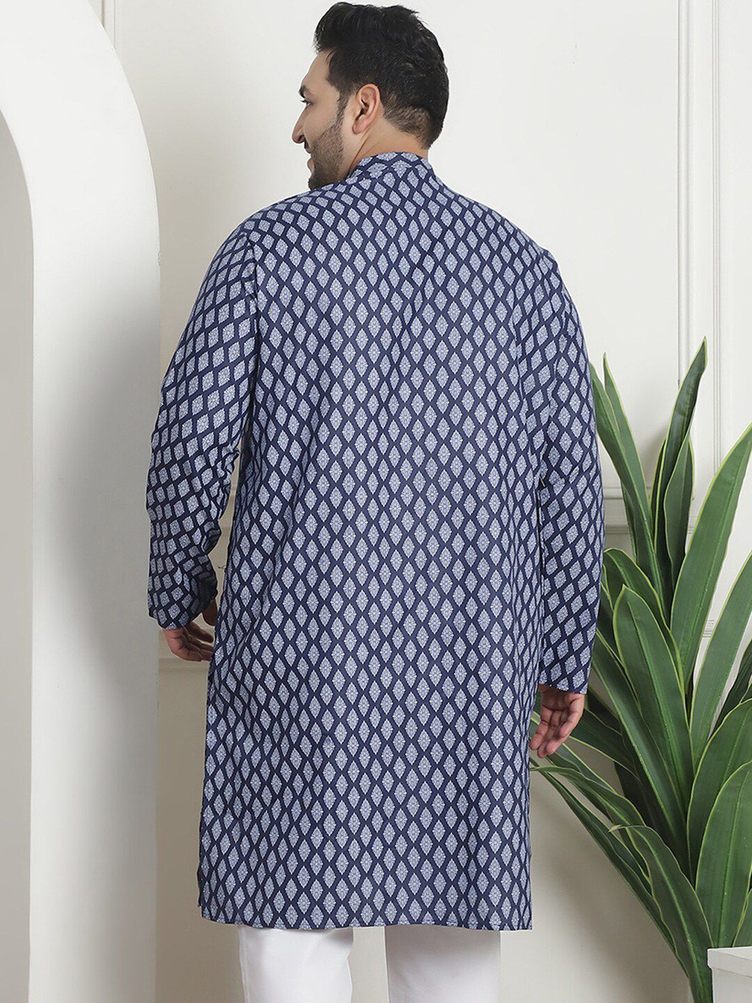 SOJANYA PLUS Ethnic Motifs Printed Band Collar Straight Kurta