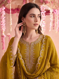 Mamicha Women Ethnic Motifs Embroidered Thread Work Straight Kurta with Palazzos & Dupatta