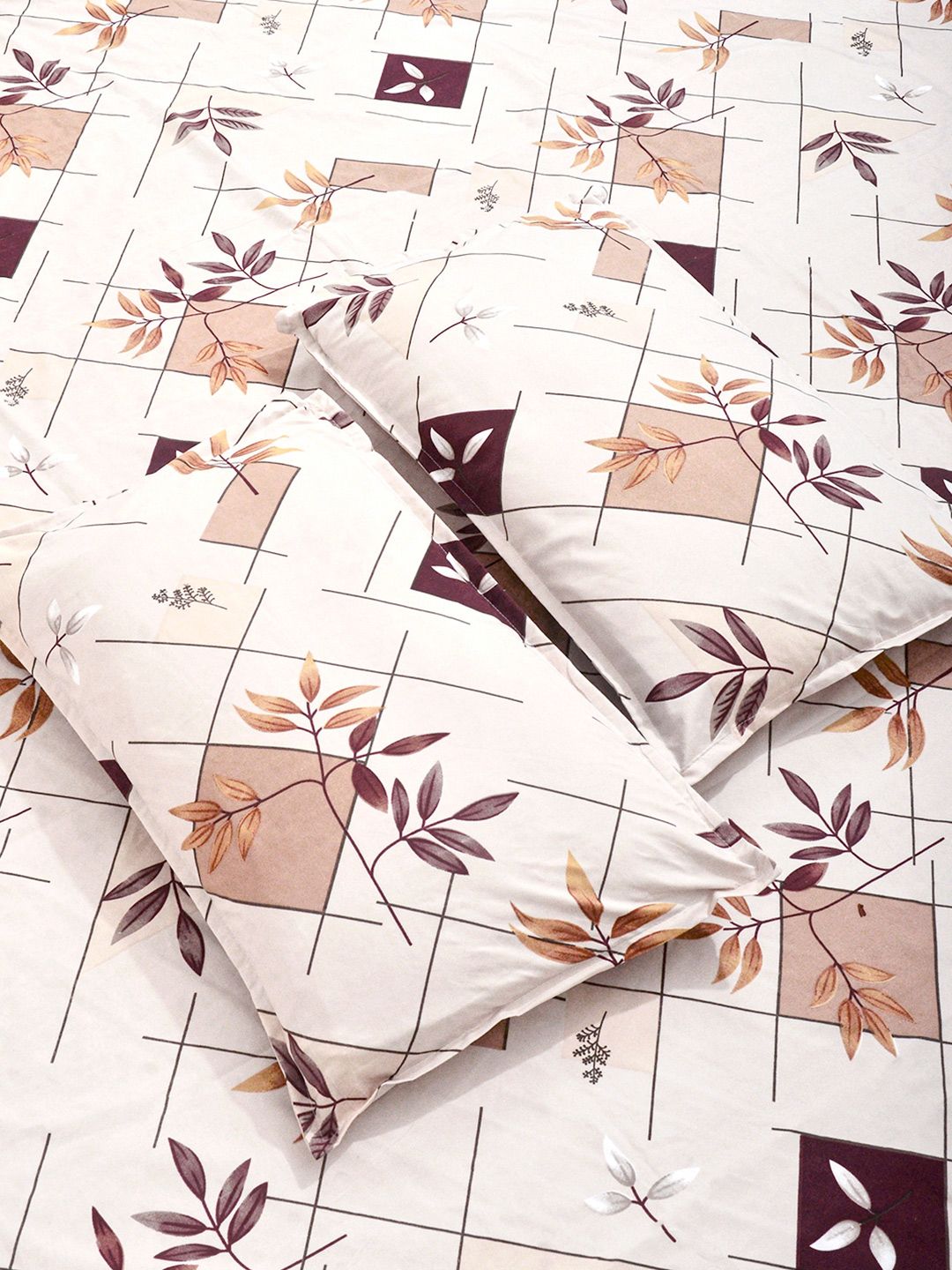 KLOTTHE Cream Geometric  Regular 300 TC King Regular Bedsheets