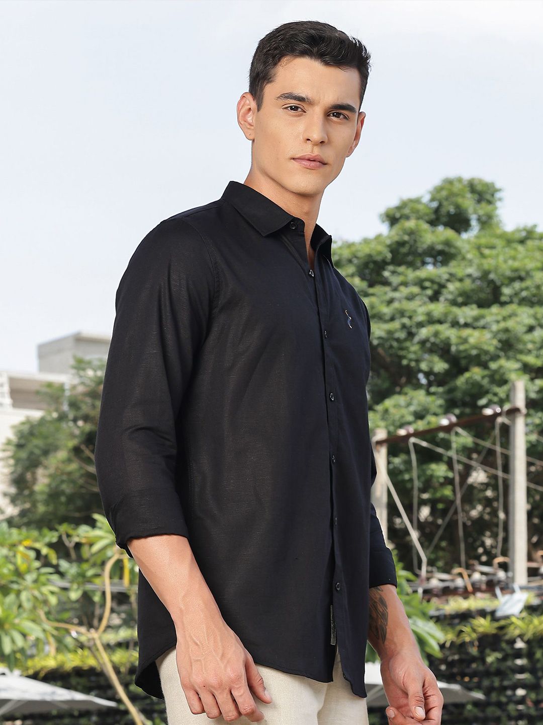 Thomas Scott Men Premium Slim Fit Solid Spread Collar Casual Shirt