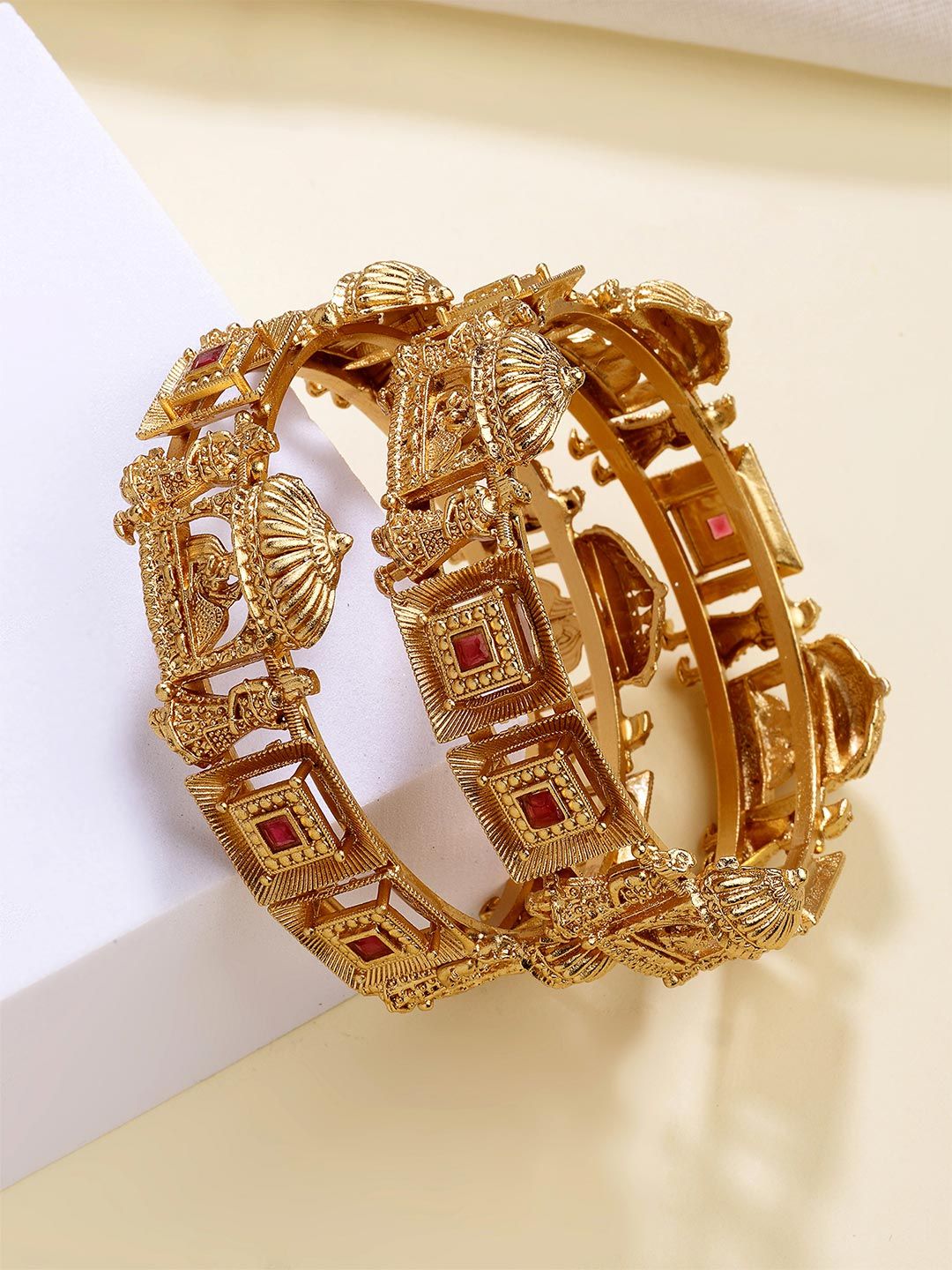 KARATCART Set Of 2 Gold-Plated Kundan-Studded Bangles