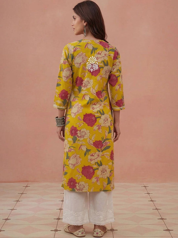 House of Chikankari Women Floral Printed Thread Work Floral Kurta
