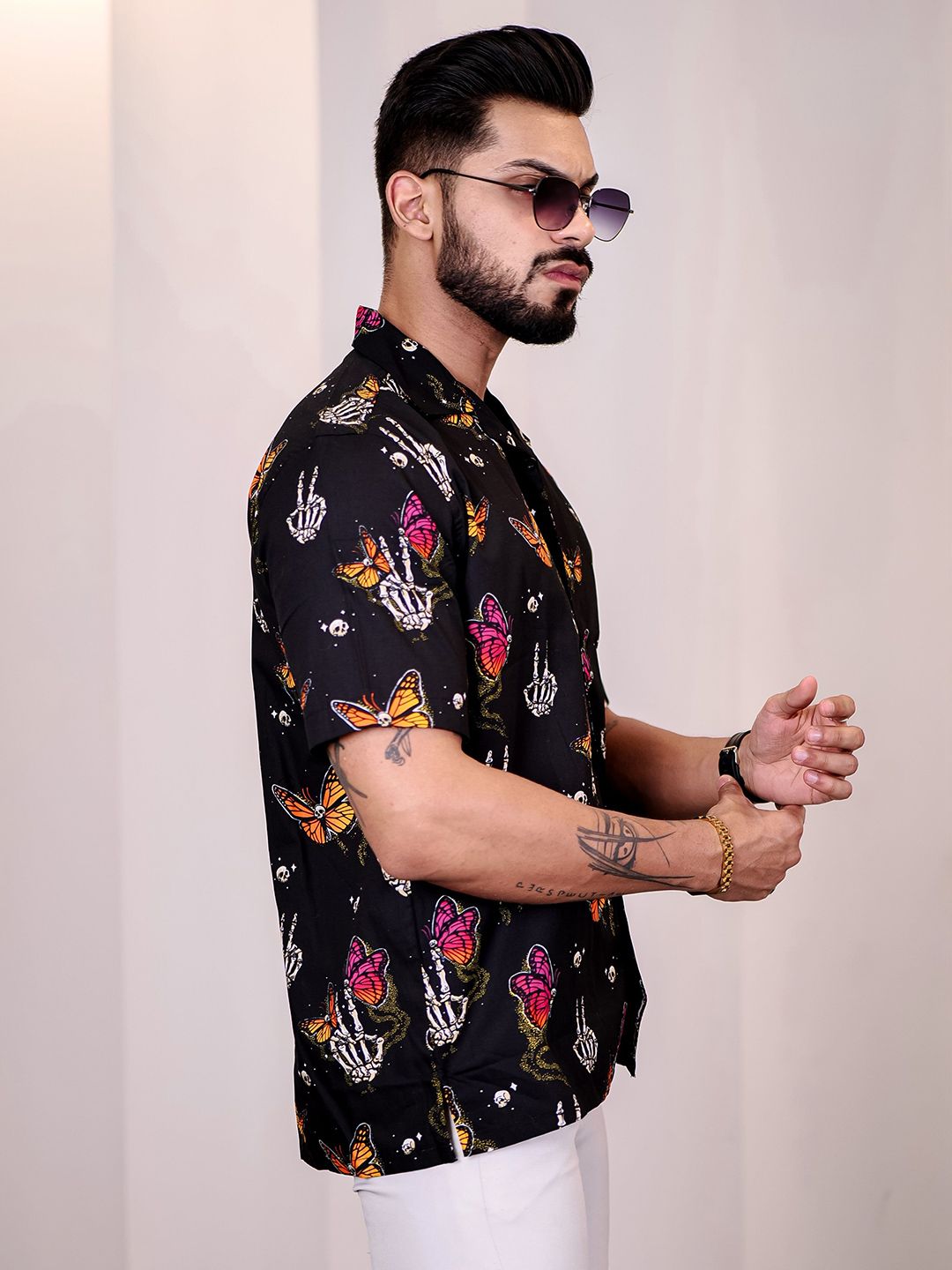Eszett Conversational Printed Spread Collar Pure Cotton Casual Shirt