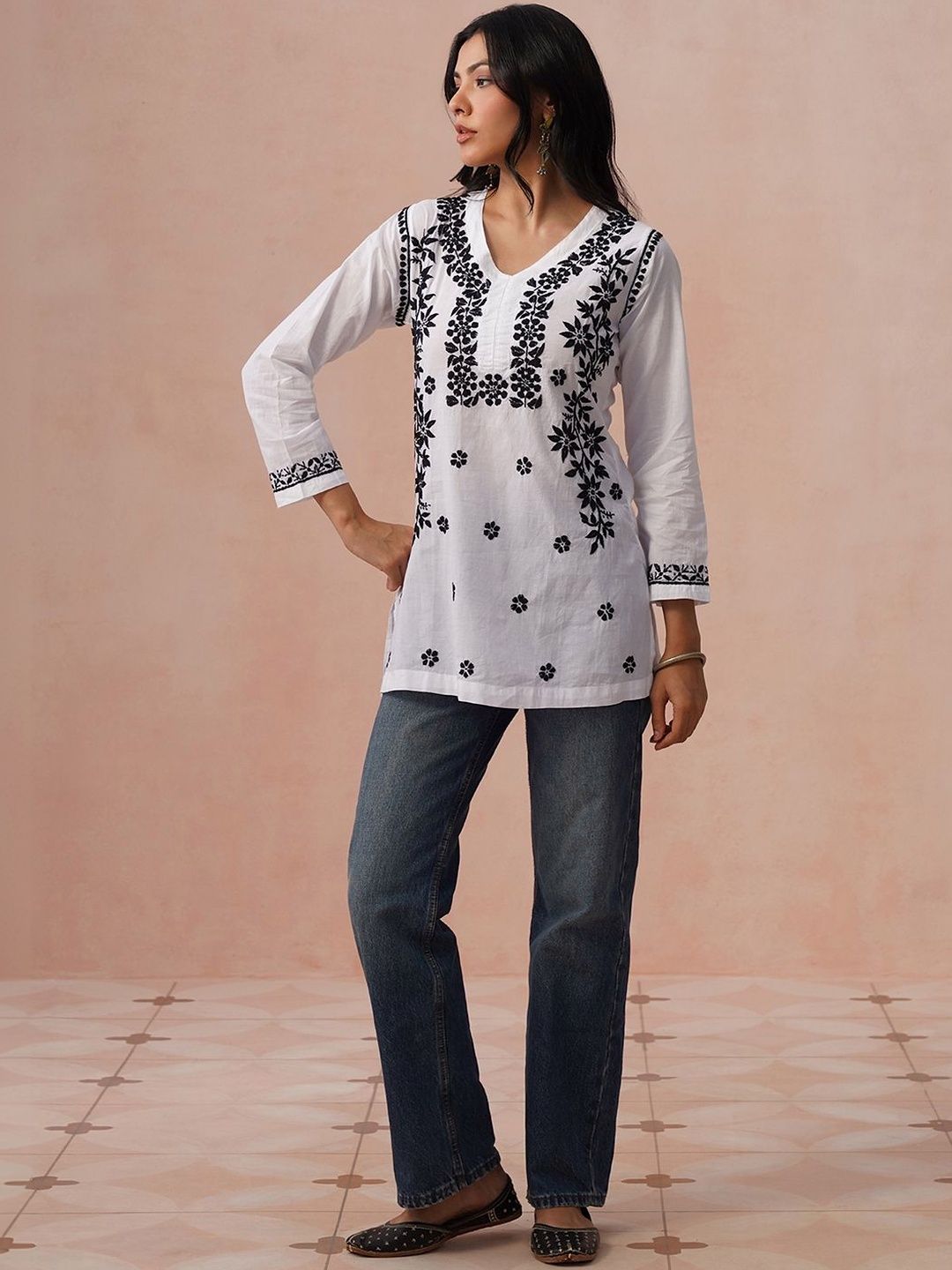 Rumah Wanita Chikankari Kurta Sulam Bunga