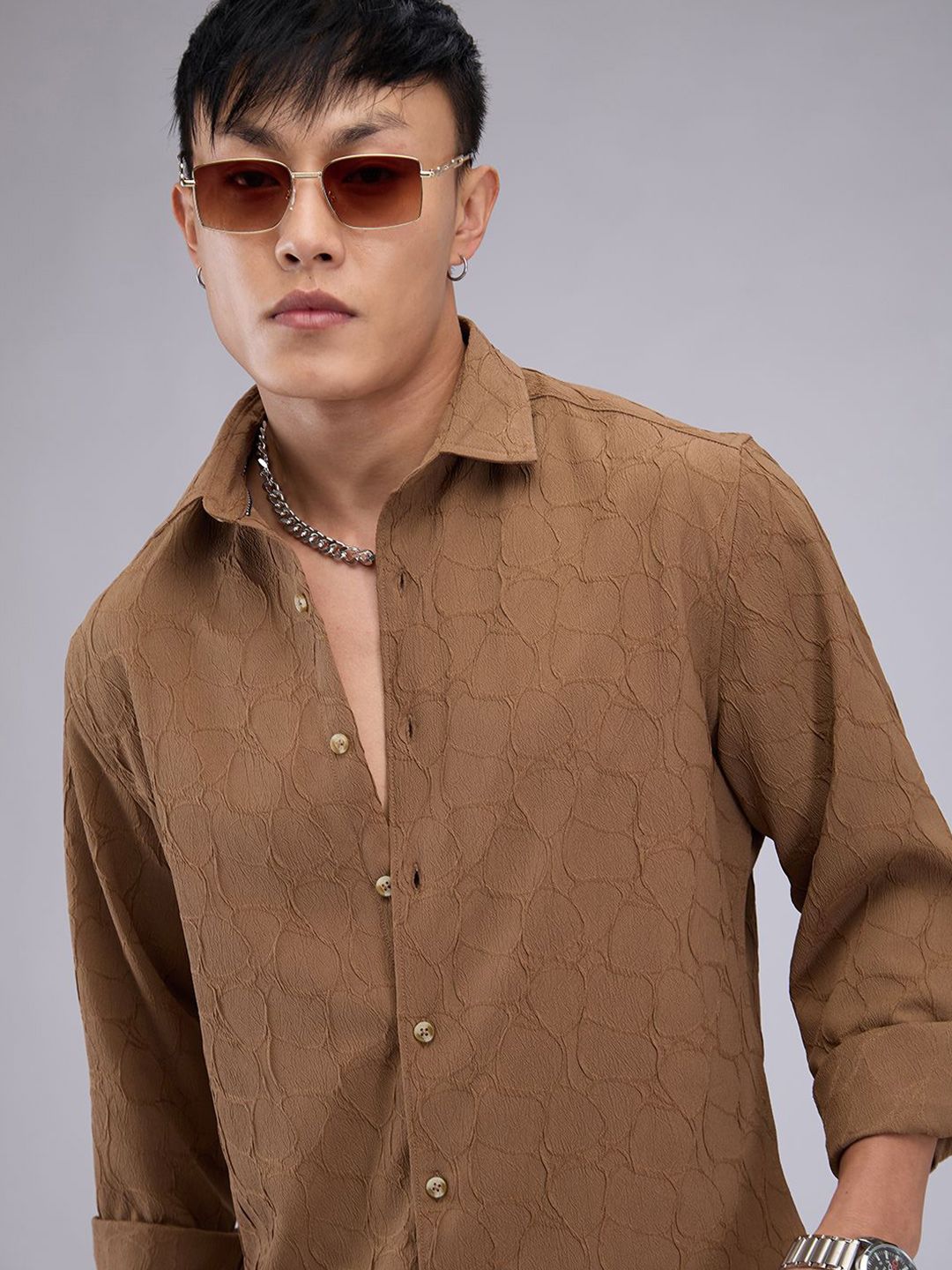 VASTRADO Men Classic Cutaway Collar Textured Slim Fit Casual Shirt