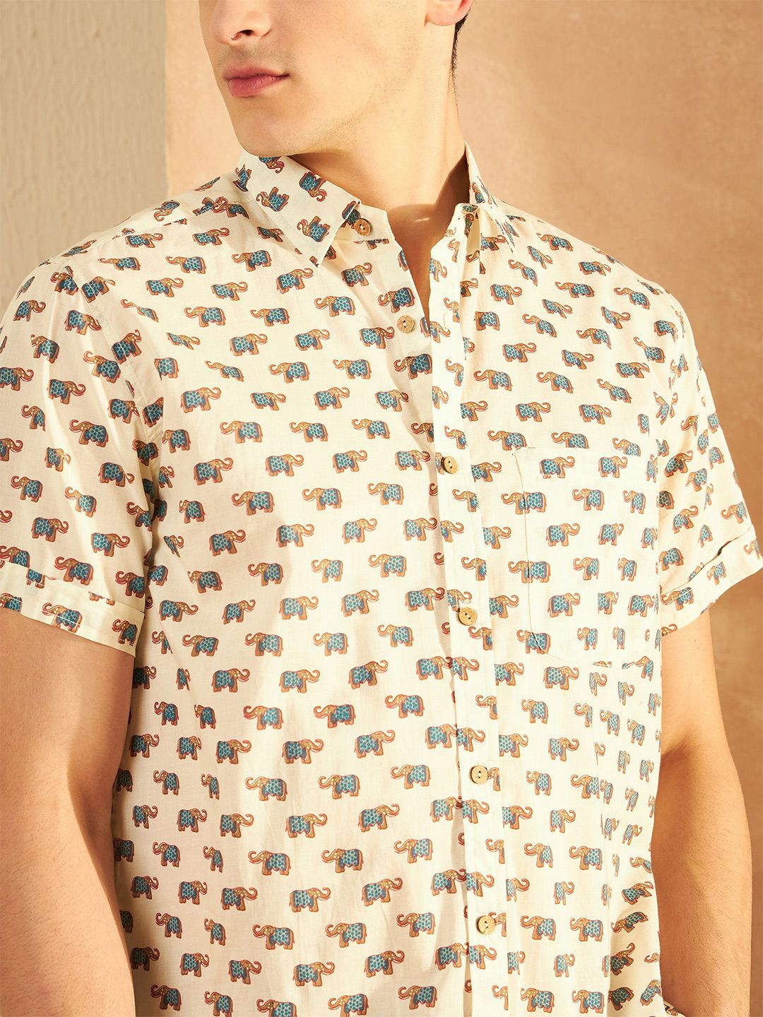 DENNISON Men Comfort Fit Animal Printed Spread Collar Cotton Casual Shirt