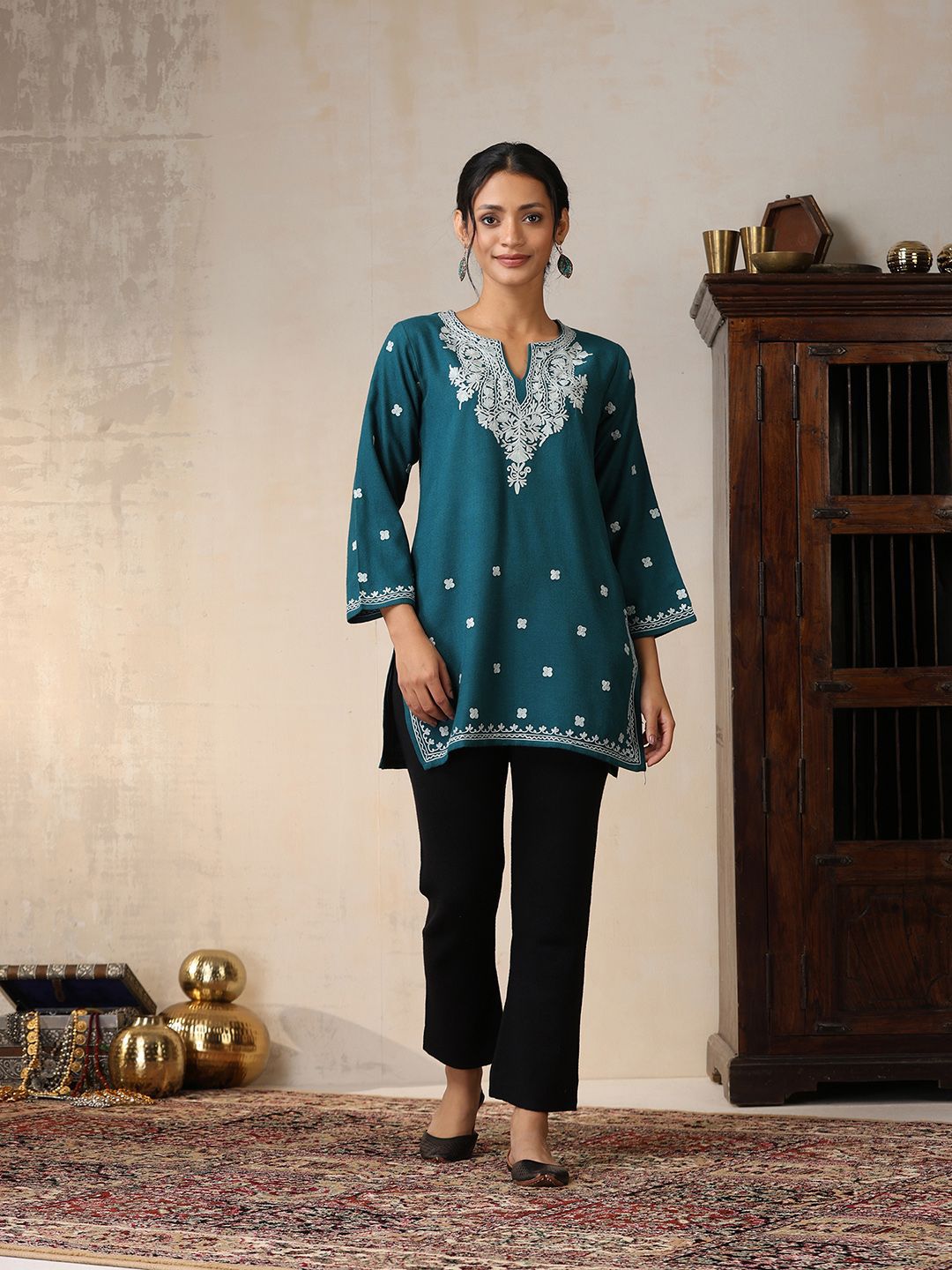 House of Chikankari Women Teal Woollen Aari Embroidered Kurti