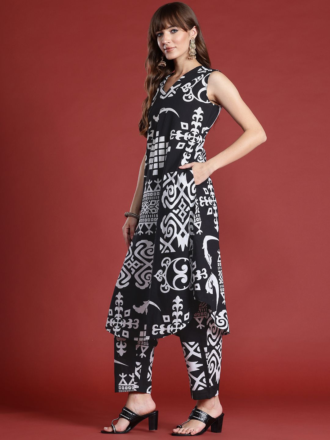 Indo Era Ethnic Motifs Printed Pleated Pure Cotton Kurta with Trousers