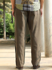 Campus Sutra Men Relaxed Fit Comfort Trousers