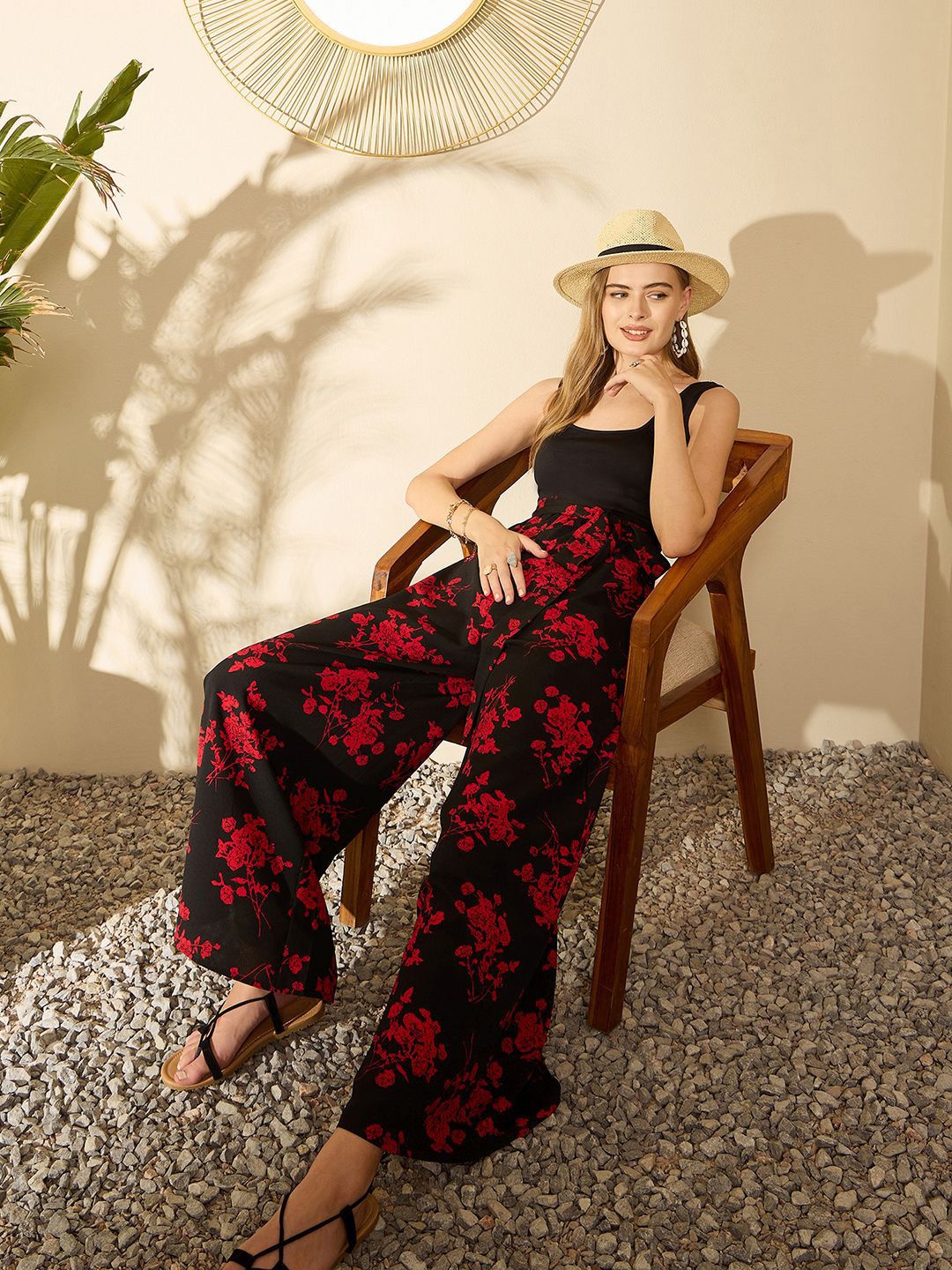 Berrylush Women Printed Round Neck Sleeveless Basic Jumpsuit