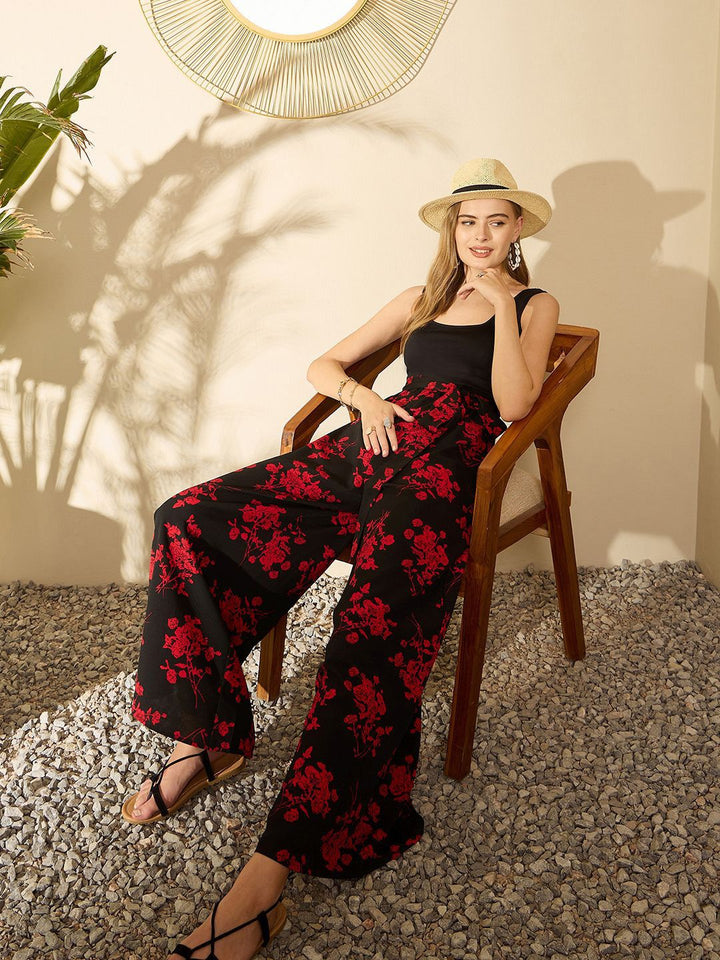 Berrylush Women Printed Round Neck Sleeveless Basic Jumpsuit