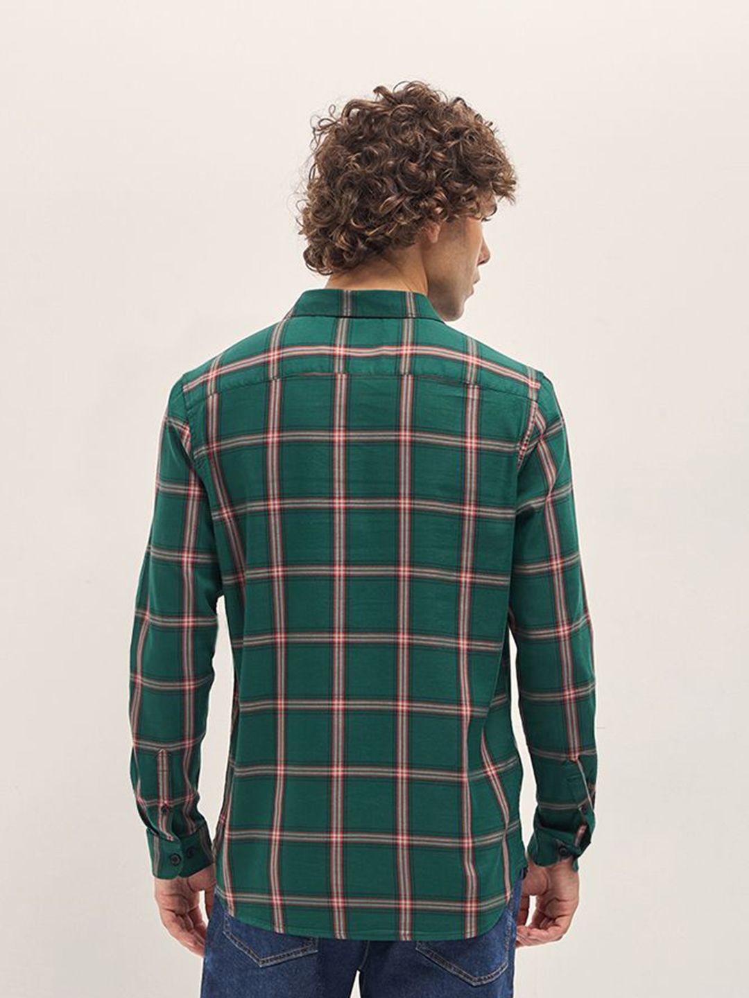 THE BEAR HOUSE Men Spread Collar Buffalo Checked Cotton Slim Fit Casual Shirt