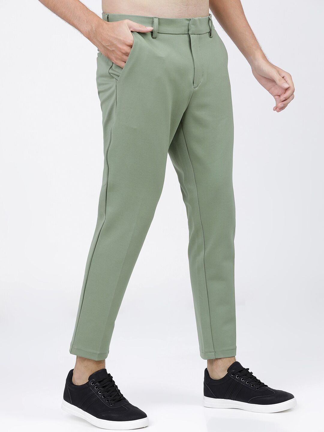 HIGHLANDER Men Green Solid Slim Fit Trousers