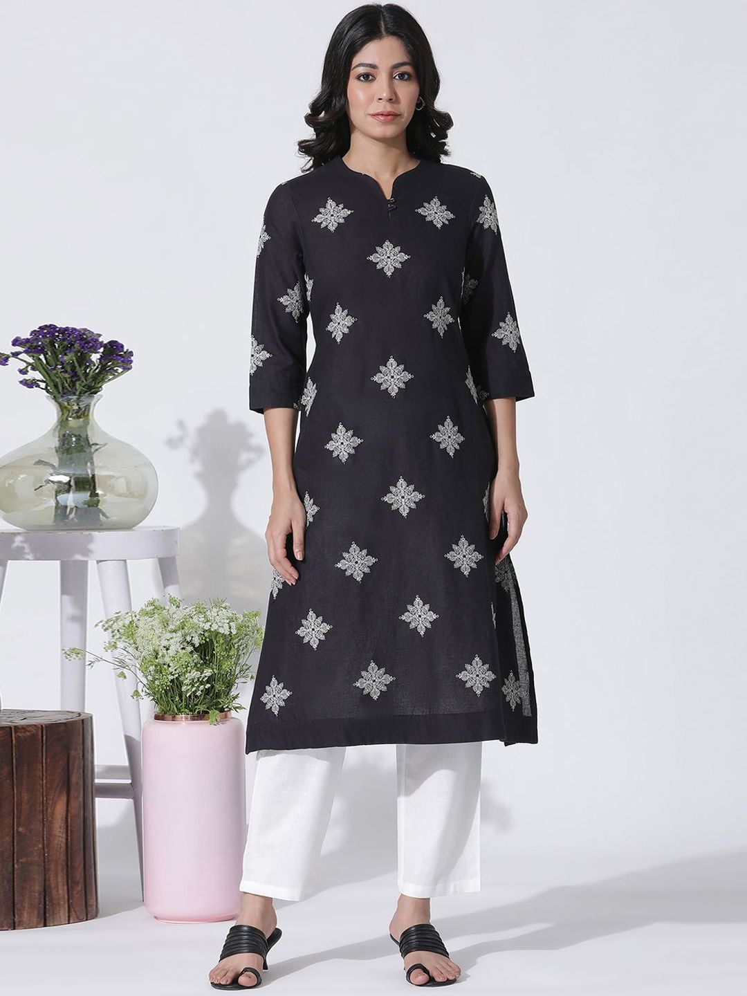 W Floral Embroidered Thread Work Kurta with Trousers