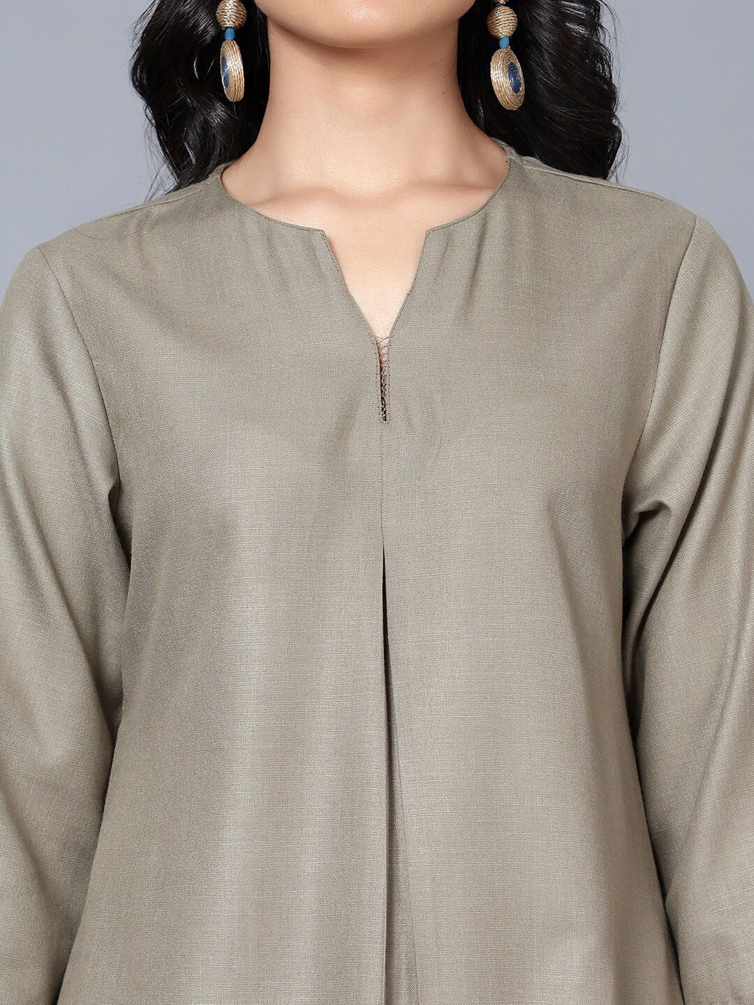 Bani Women Notched Neck High Low Longline Top With Trouser