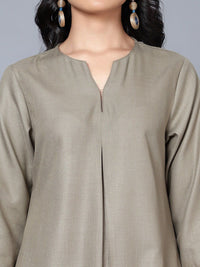 Bani Women Notched Neck High Low Longline Top With Trouser