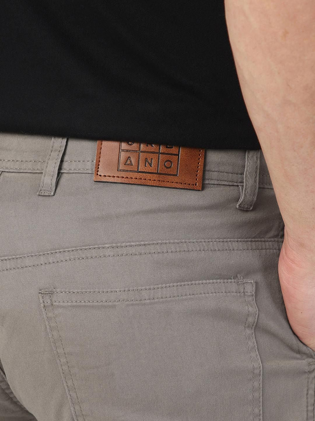 Urbano Fashion Men Mid-Rise Cargos Trousers