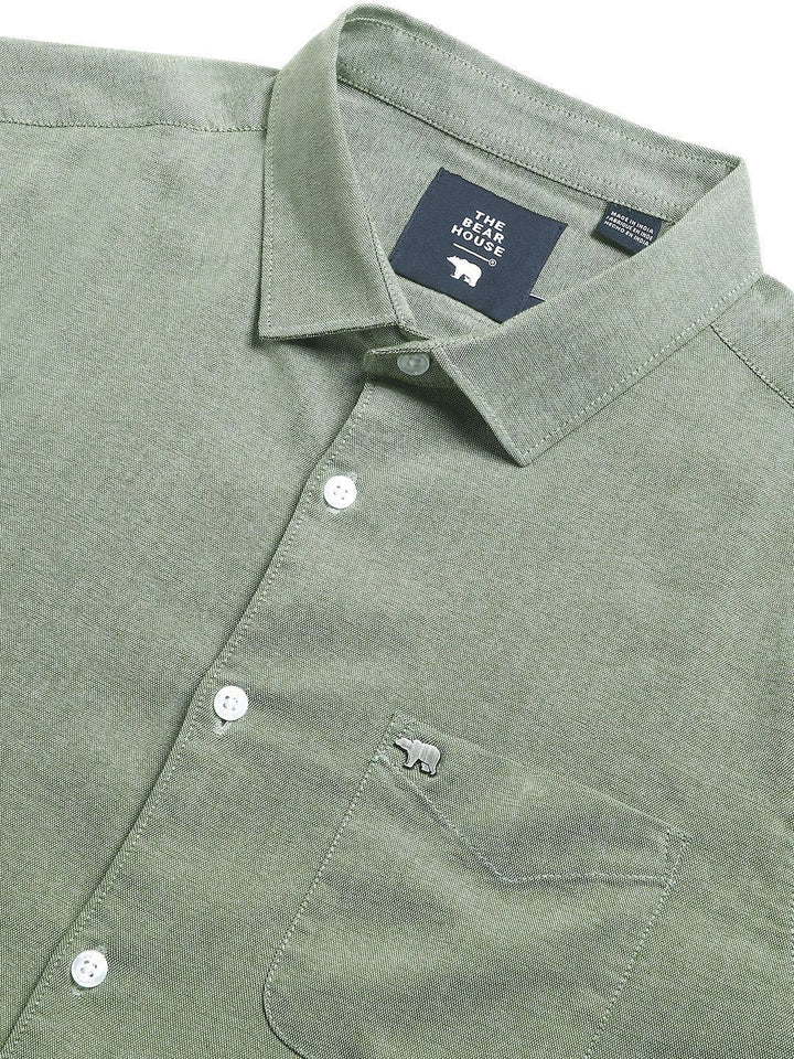 THE BEAR HOUSE Men Solid Cotton Slim Fit Casual Shirt