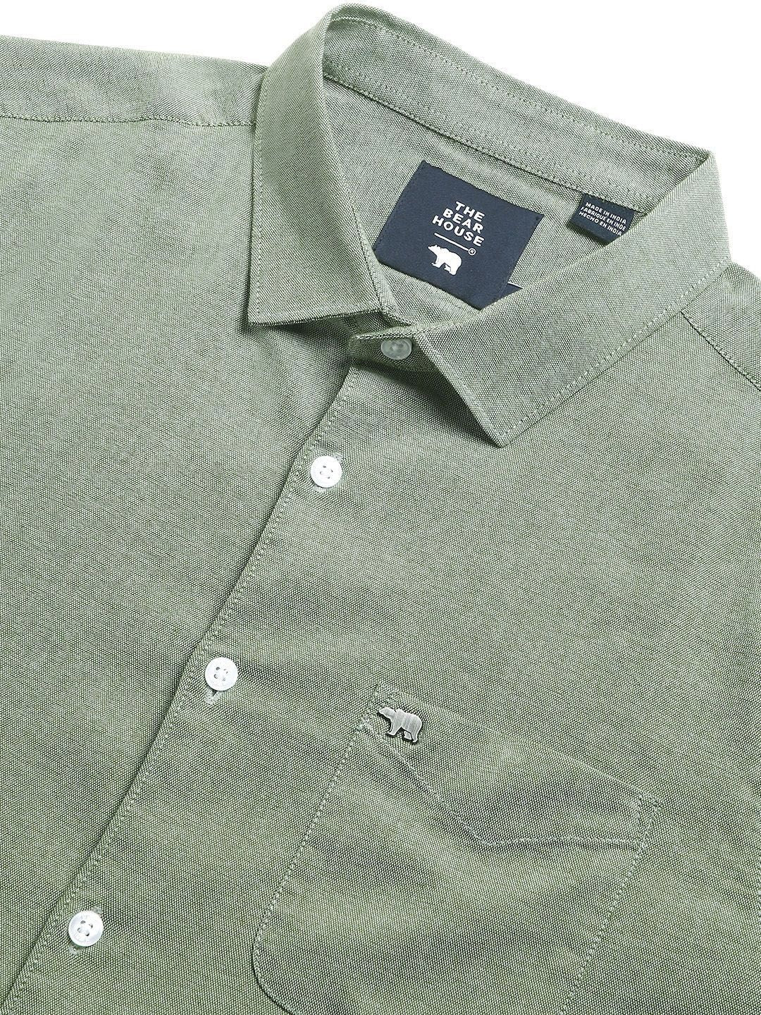 THE BEAR HOUSE Men Solid Cotton Slim Fit Casual Shirt