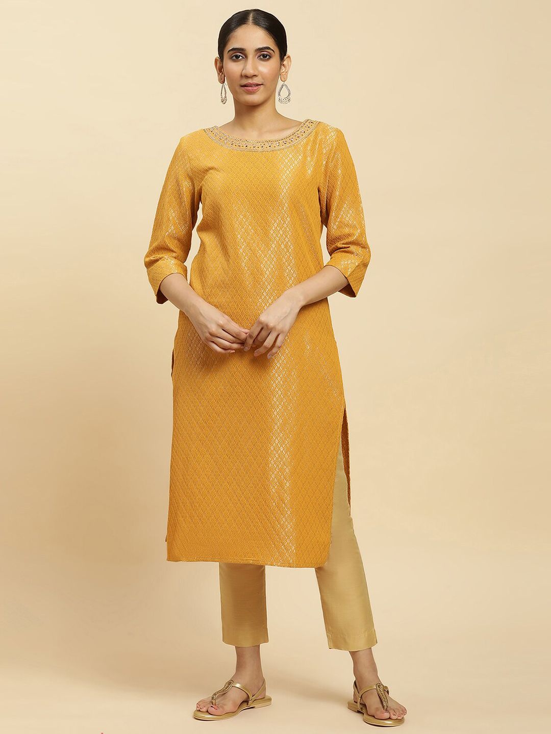 W Woven Design Thread Work Straight Kurta